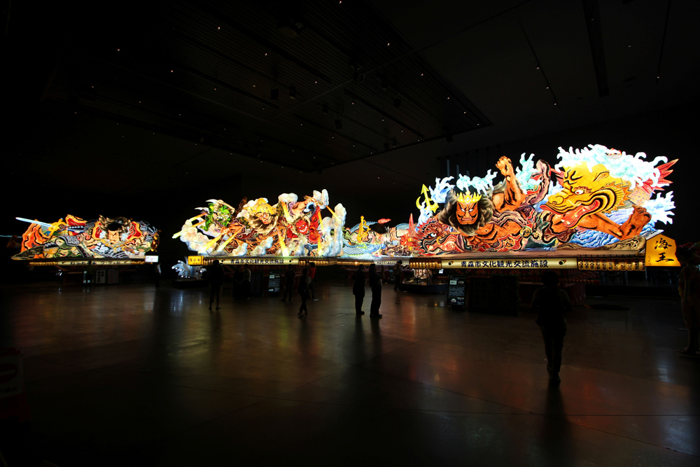 青森市文化観光交流施設 ねぶたの家 ワ・ラッセ